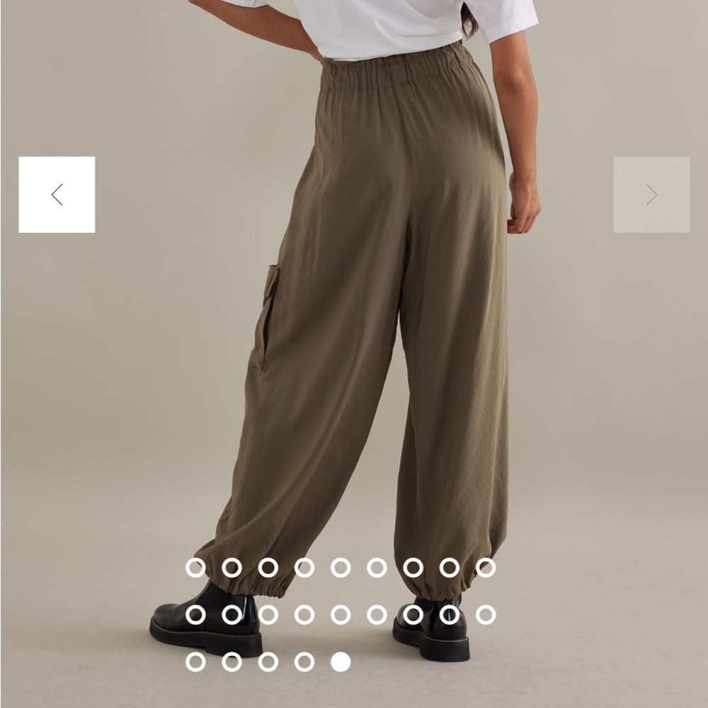 Anthropologie Green Wide Leg Pants - Picture 4 of 9